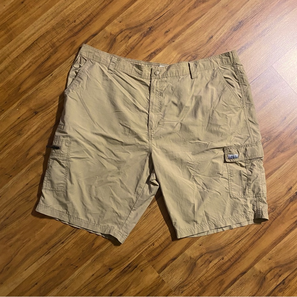 Ocean Coast Men's Cargo Nylon Shorts Size 46